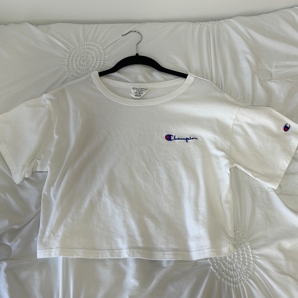 Cropped Champion Shirt